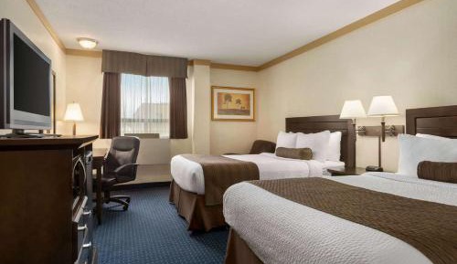 Queen Room with Two Queen Beds - Non-Smoking