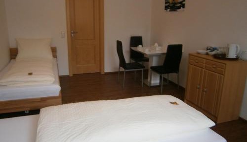 Comfort Triple Room with Shower