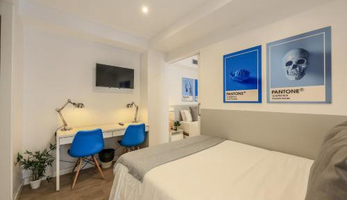 Deluxe Queen Room with Two Queen Beds