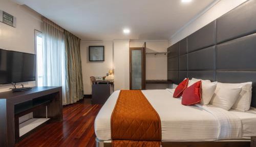 Suite with City View