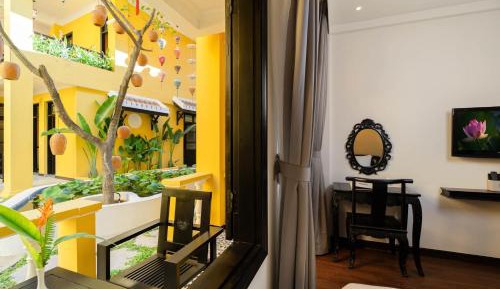 Twin Room with Garden View