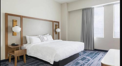 2 room Suite, 1 King, Sofa bed, River view, Corner room