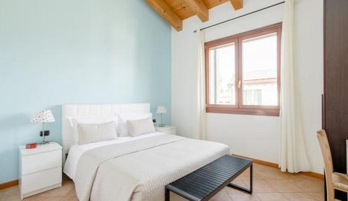 Classic Double Room with Garden View