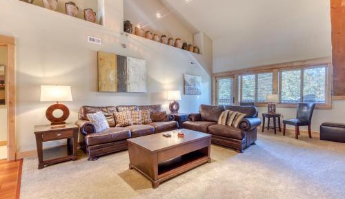 Two Bedroom Apartment 