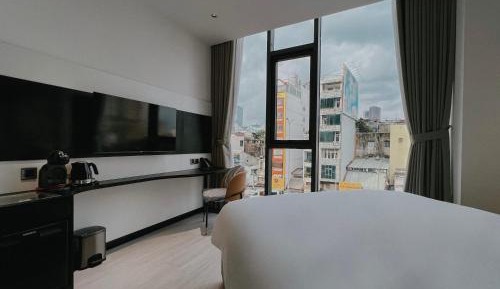 Queen Suite