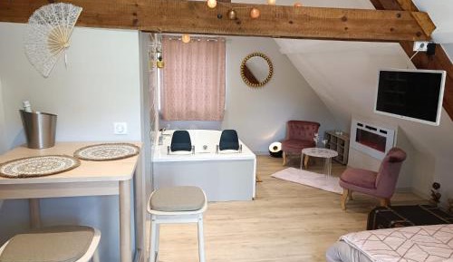 King Suite with Spa Bath