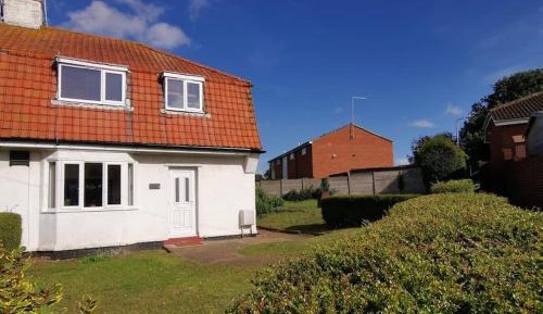 Three-Bedroom Holiday Home 