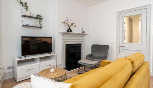 One-Bedroom Standard Apartment