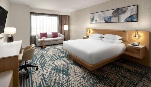 King Room with Sofa Bed
