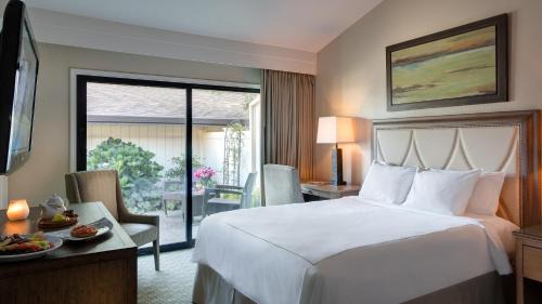 Mansion Estates Resort King Room
