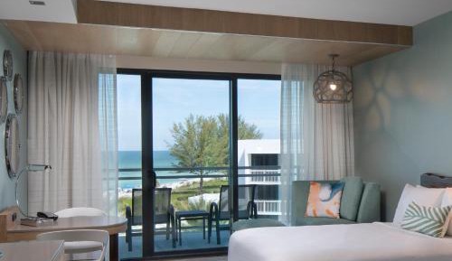 Superior King Room