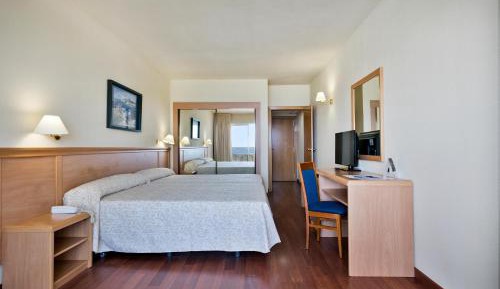 Standard Double Room (2 Adults)