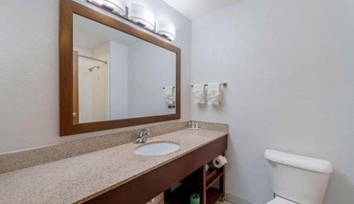 Queen Suite with Two Queen Beds - Non-Smoking
