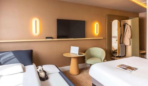 Superior Room With 1 Double Bed And 2 Sofa Beds