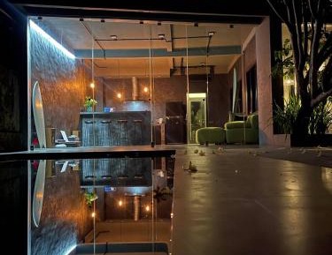 Deluxe Double or Twin Room with Pool View