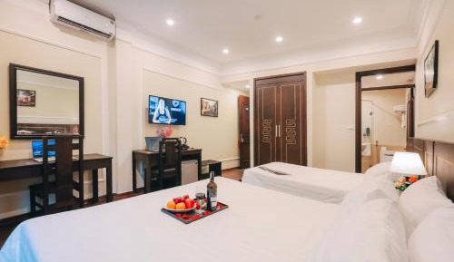 Triple Room with View