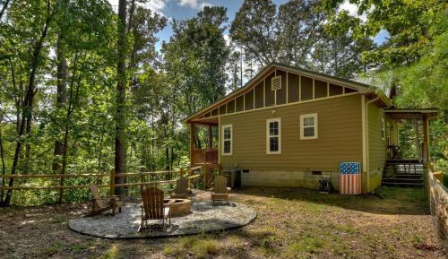 Two-Bedroom Holiday Home
