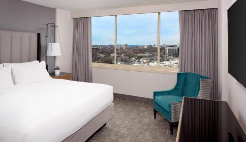 King Room with Accessible Tub - Disability Access