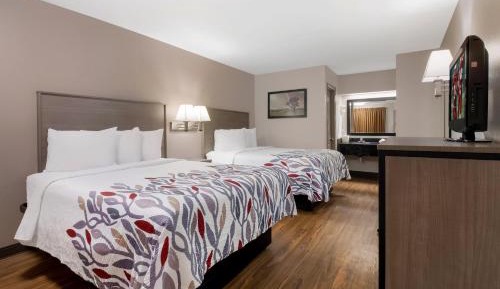 Deluxe Room with Two Queen Beds Smoke Free
