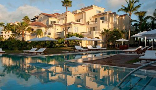 Hotel Luxury One-Bedroom Suite - Adult Only