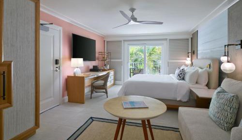 Garden View King, Guest Room, 1 King, Sofa Bed, Balcony