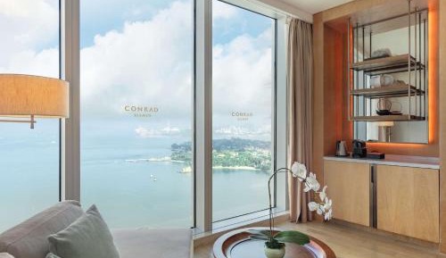 Premier Queen Room with Two Queen Beds and Sea View