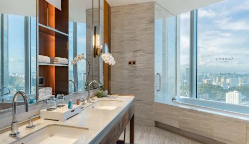 Deluxe Queen Room with Two Queen Beds and City View