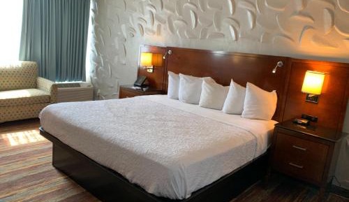 King Room - Non-Smoking