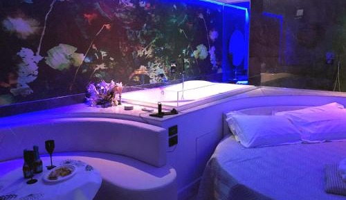 King Suite with Spa Bath