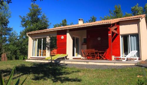 One-Bedroom Holiday Home