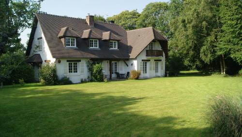 Family Room with Private Bathroom (Saultchevreuil)
