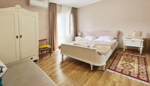 Triple Room with Balcony