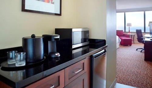 King Room with Tub - Mobility and Hearing Accessible