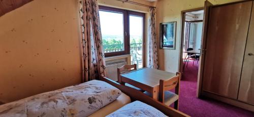 One-Bedroom Apartment with Balcony