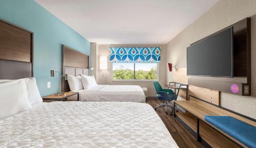 Queen Room with Two Queen Beds