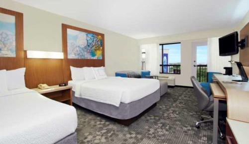 Queen Room with Two Queen Beds and Balcony