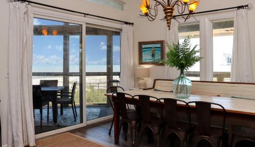 Three-Bedroom Holiday Home 