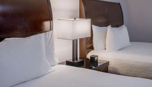 Queen Room with Two Queen Beds and Accessible Tub - Mobility Access