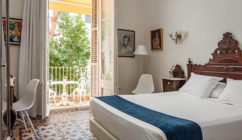 Double or Twin Room with Terrace