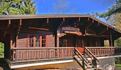 Eight-Bedroom Holiday Home
