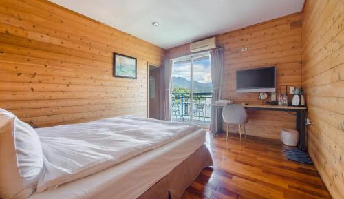 Double Room with Lake View