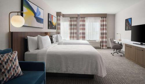 Queen Room with Two Queen Beds and Kitchenette