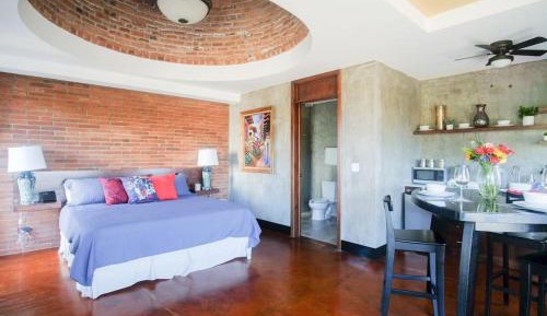 One-Bedroom Villa