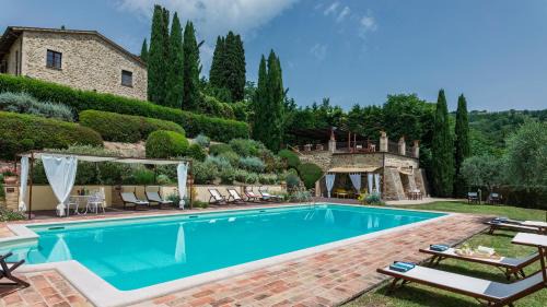Seven-Bedroom Villa