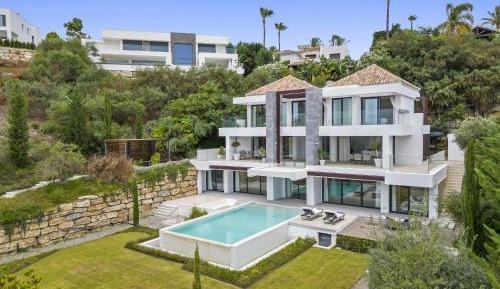 Deluxe Villa