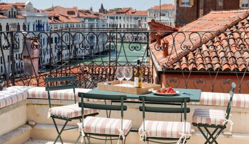 Apartment with Terrace