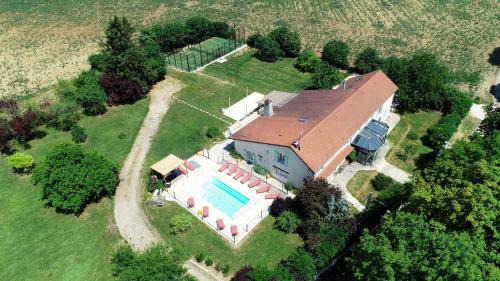 Seven-Bedroom House