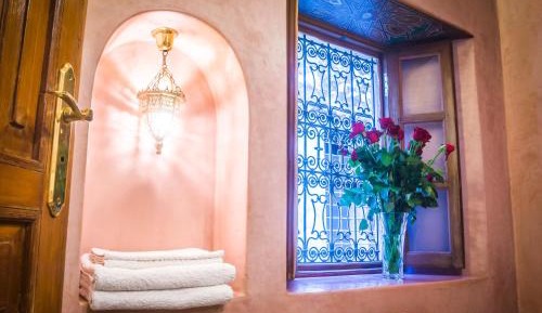 Junior Suite - Warda (2 single beds or 1 king size bed)
