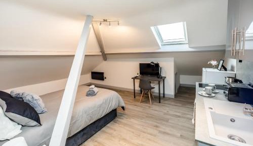 Standard Studio