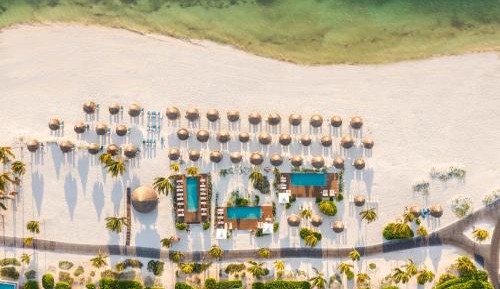 Beach Front Casita with Two Queen Beds and Private Stairway to the Beach – Butler Service